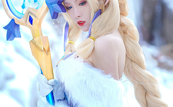 英雄联盟·冬境仙灵·索拉卡Cosplay