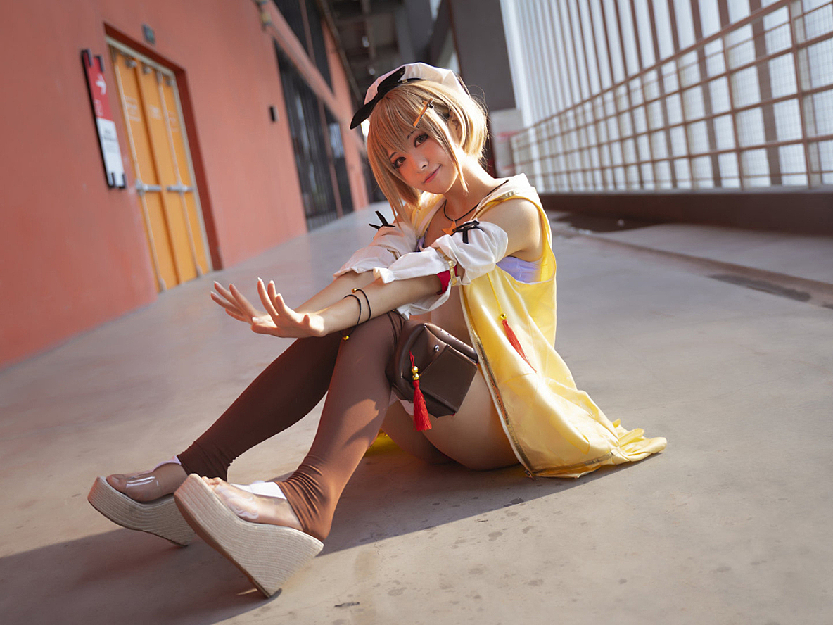 莱莎的炼金工房 莱莎场照cosplay