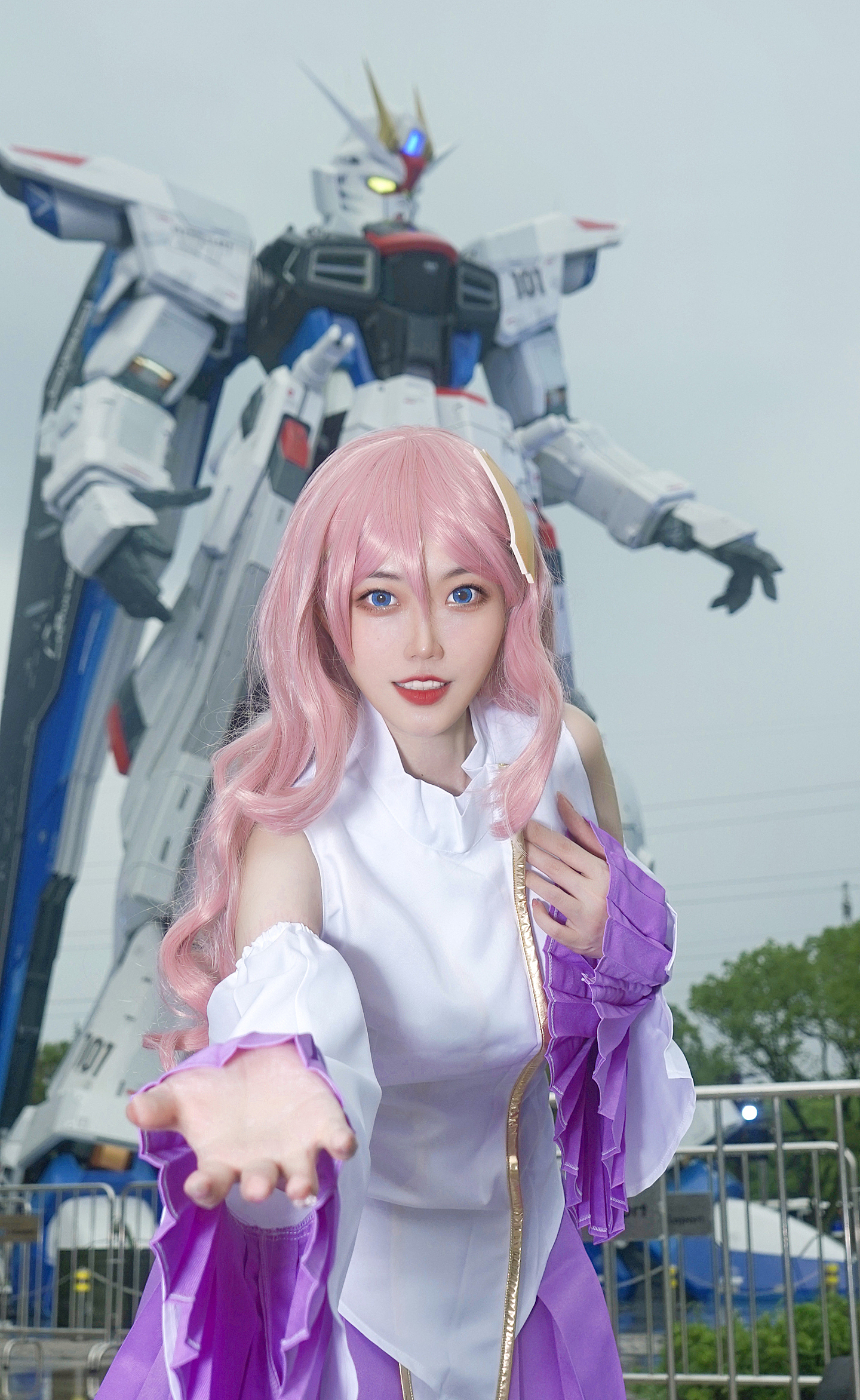 高达seed拉克丝cosplay自由高达