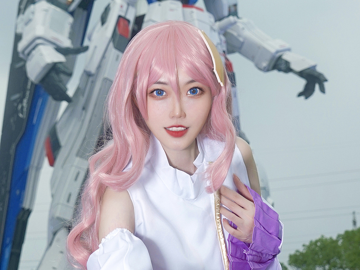 高达seed拉克丝cosplay自由高达