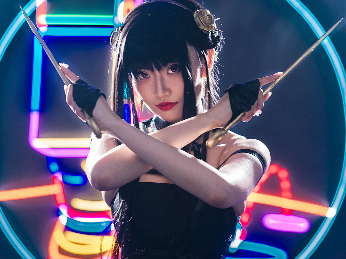 间谍过家家约尔荆棘公主cos