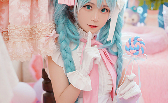 初音未来长发公主 cosplay