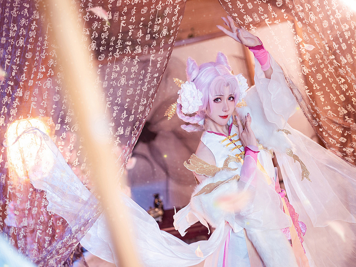 《王者荣耀》嫦娥拒霜思cosplay