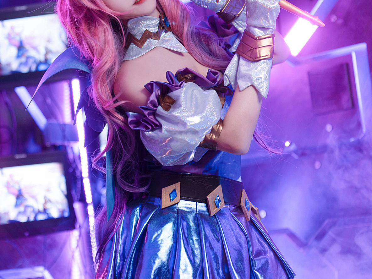 《英雄联盟》萨勒芬妮cosplay