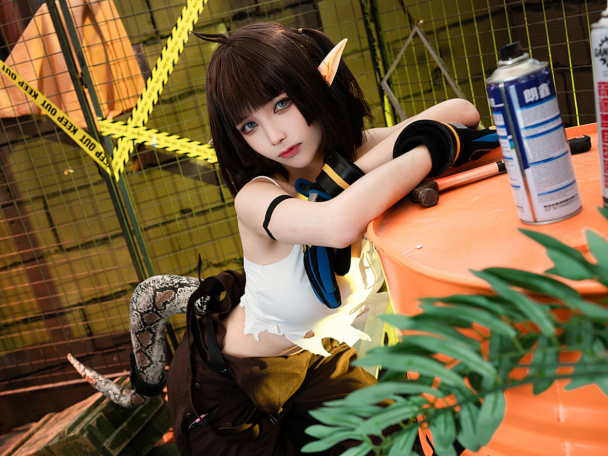 《明日方舟》森蚺cosplay