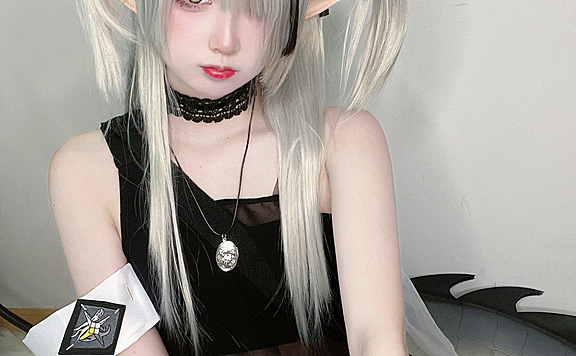 《明日方舟》特米米夏活泳装cosplay