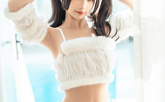 《绵绵兔》少女写真