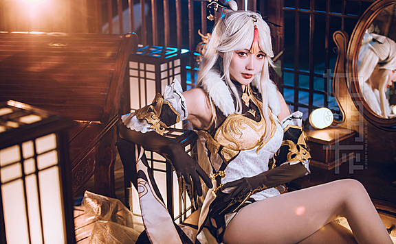 《原神》流风眷堇庭凝光cosplay