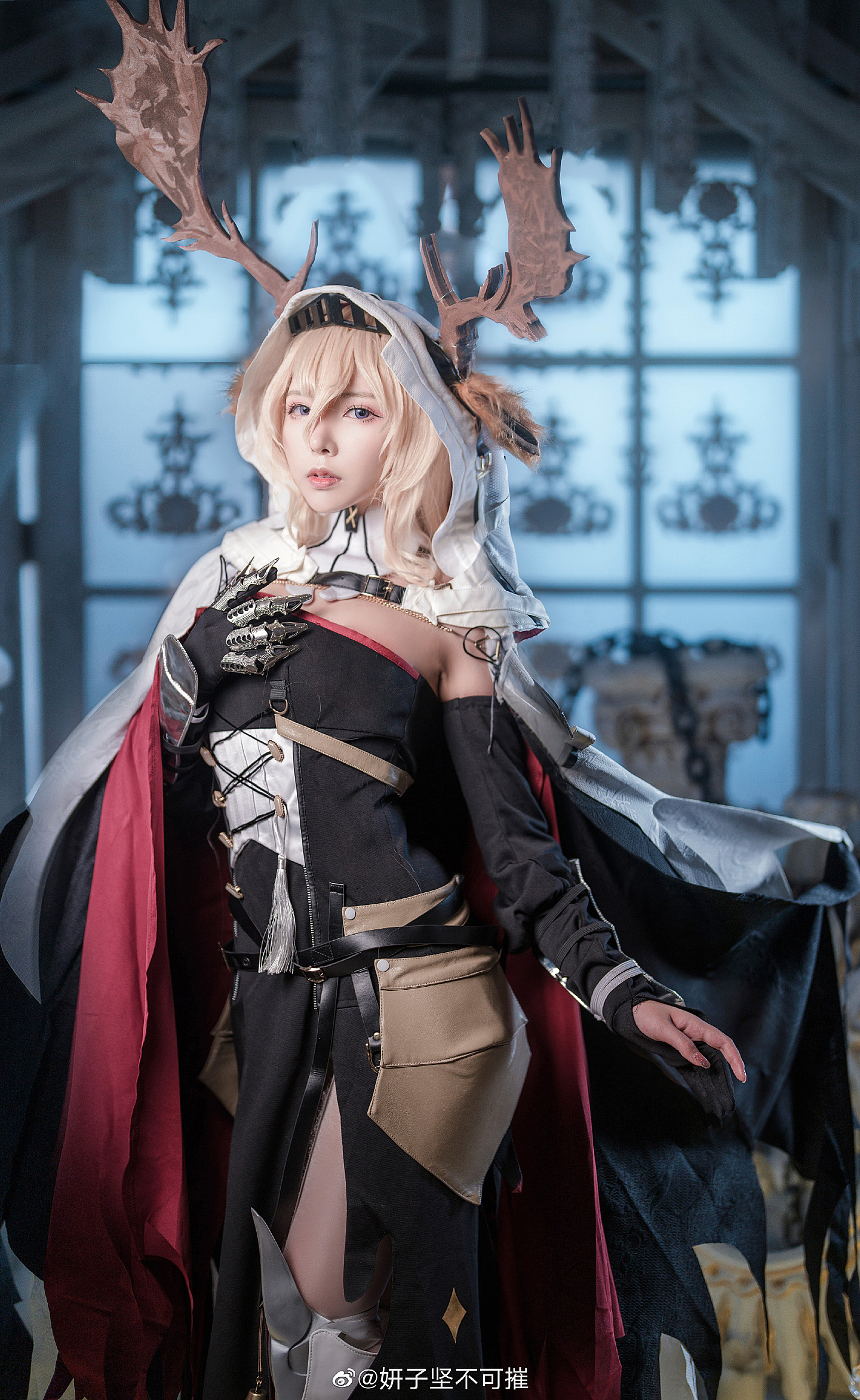 《明日方舟》烛骑士cosplay欣赏@妍子坚不可摧