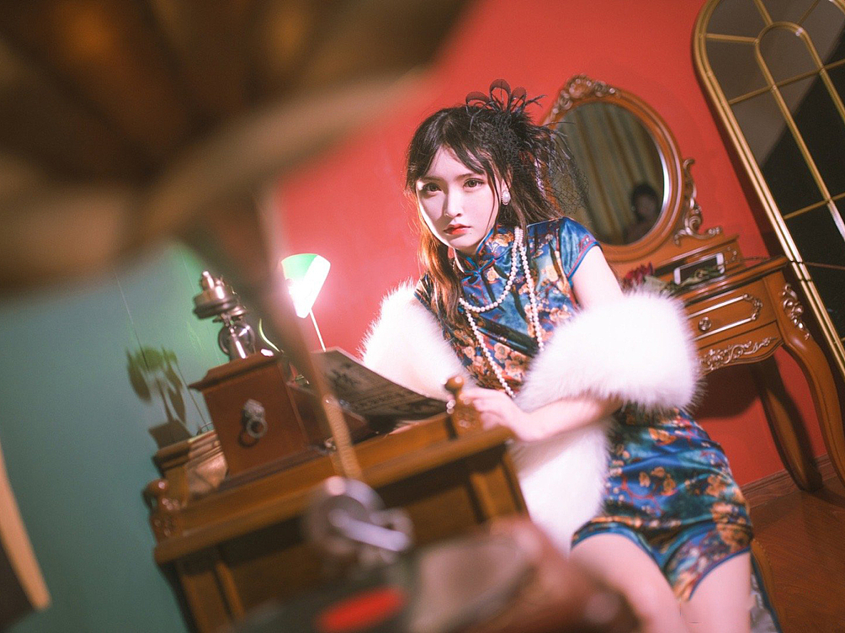 少女气质旗袍写真