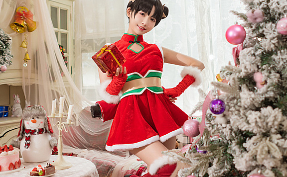 【cos正片】《火影忍者》圣诞装 天天 cosplay欣赏