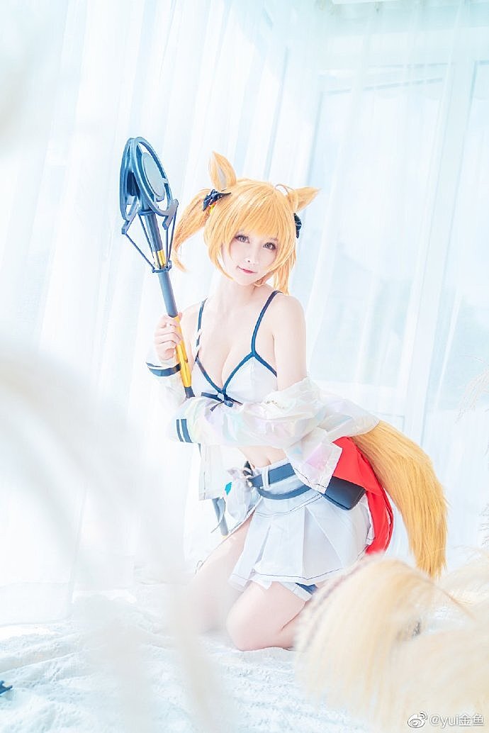 【cos正片】《明日方舟》 空 泳装 cosplay欣赏