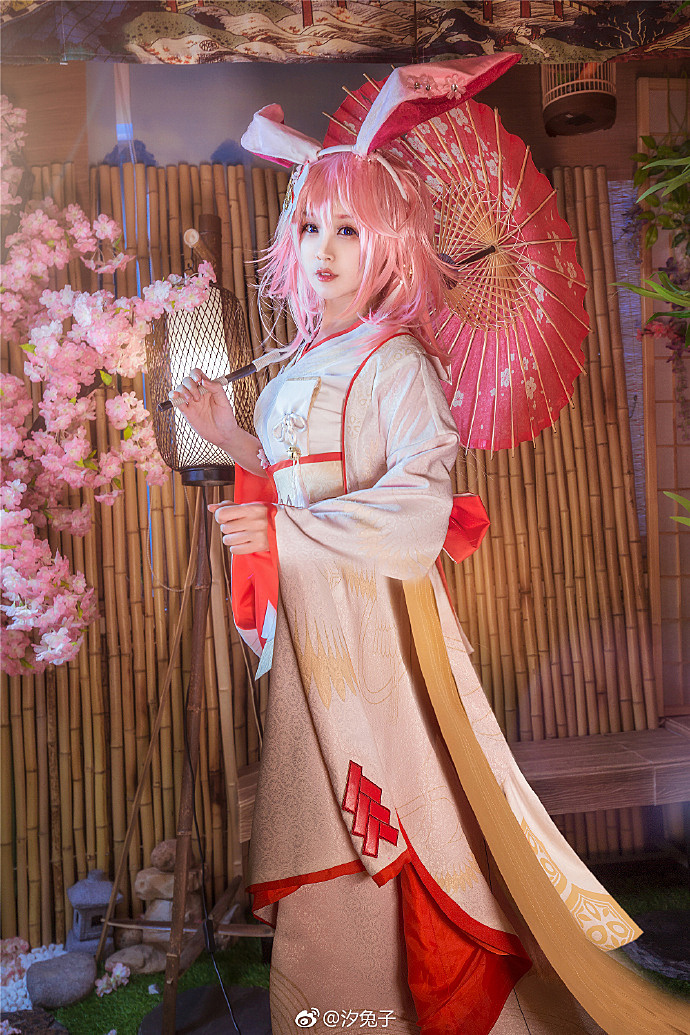 【cos正片】气质与美貌并存《崩坏3》八重樱cosplay欣赏 - VVCON美瞳商城