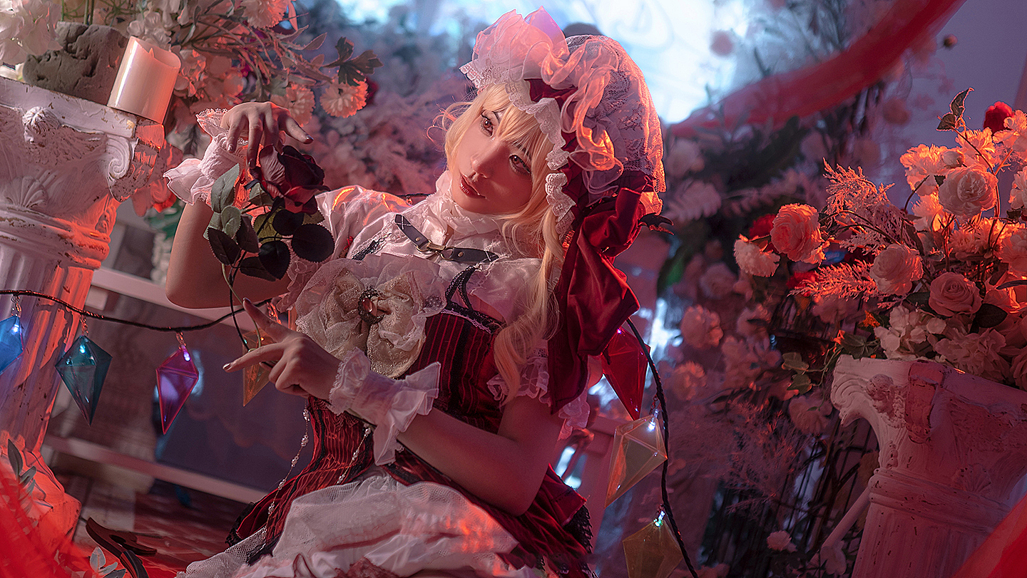 《东方project》芙兰朵露·斯卡雷特cosplay