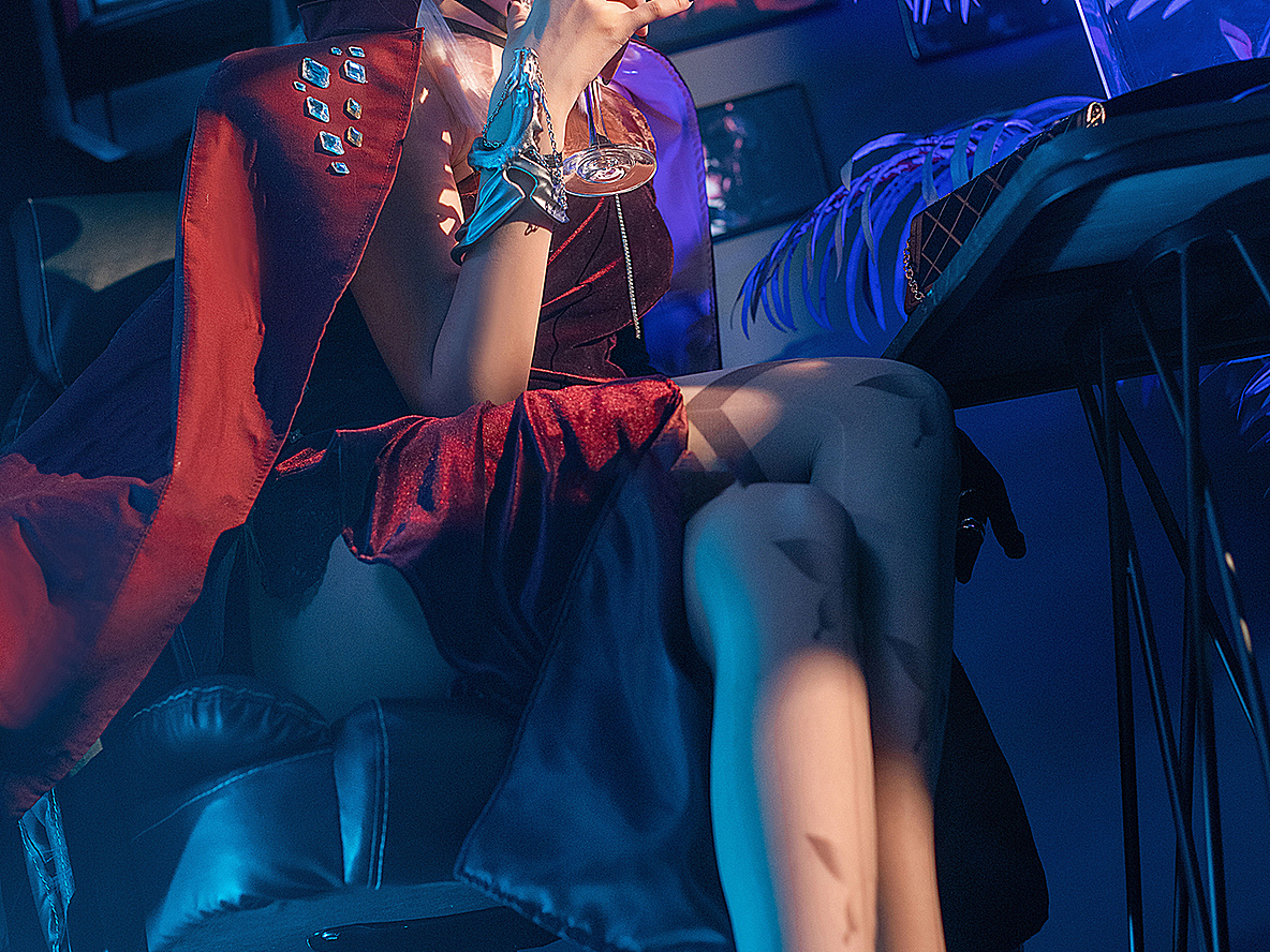 《无期迷途》伊琳娜cosplay